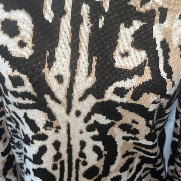 Chico’s women’s Leopard-Print Mock Neck Sweater Tunic size 1 US medium - Picture 3 of 10